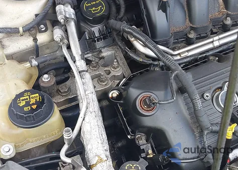 2010 Mercury Milan Premier z USA, uszkodzony, nr VIN 3MEHM0JG4AR644653